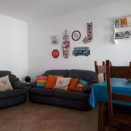 הוילה זמבוז'יירה דו מאר A Casinha Da Tita - Moradia Com Terraco מראה חיצוני תמונה