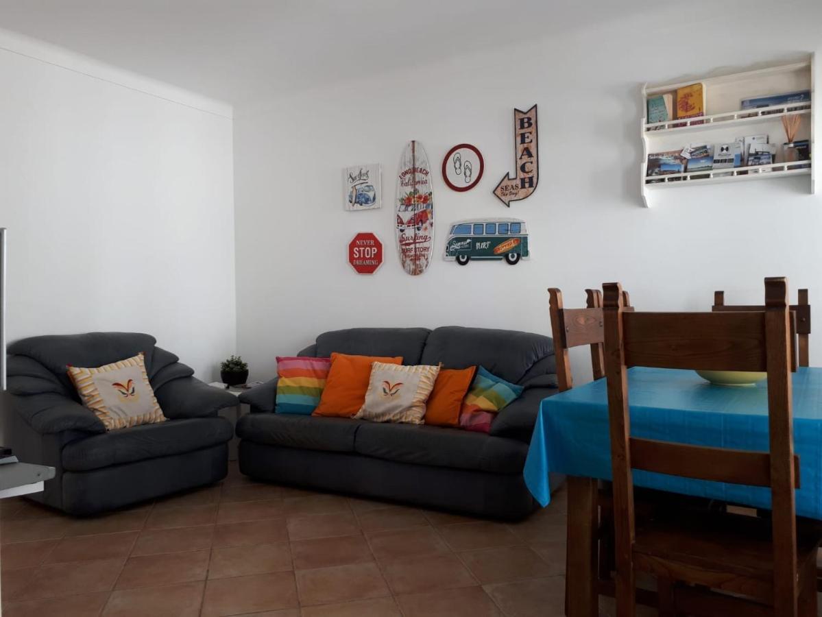 הוילה זמבוז'יירה דו מאר A Casinha Da Tita - Moradia Com Terraco מראה חיצוני תמונה