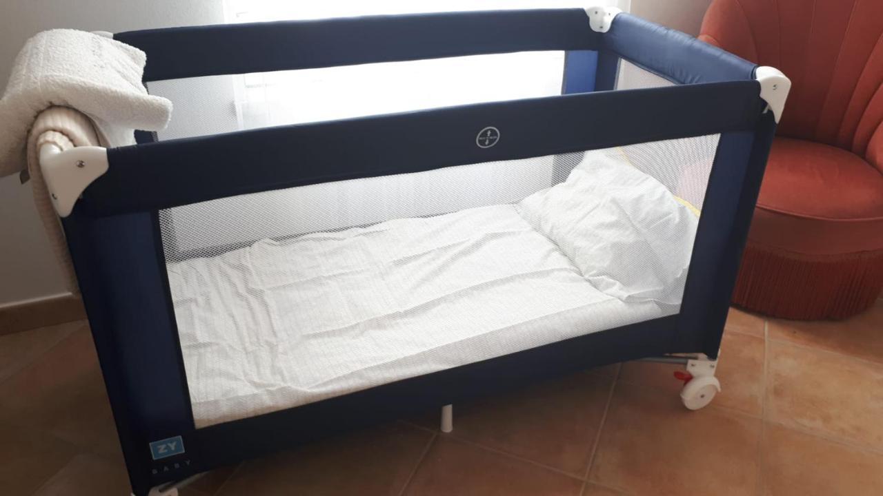 הוילה זמבוז'יירה דו מאר A Casinha Da Tita - Moradia Com Terraco מראה חיצוני תמונה